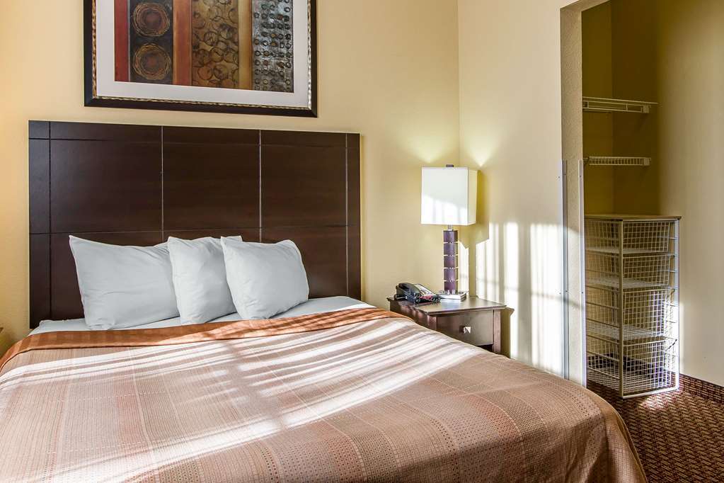 Comfort Suites Clarksville Bilik gambar